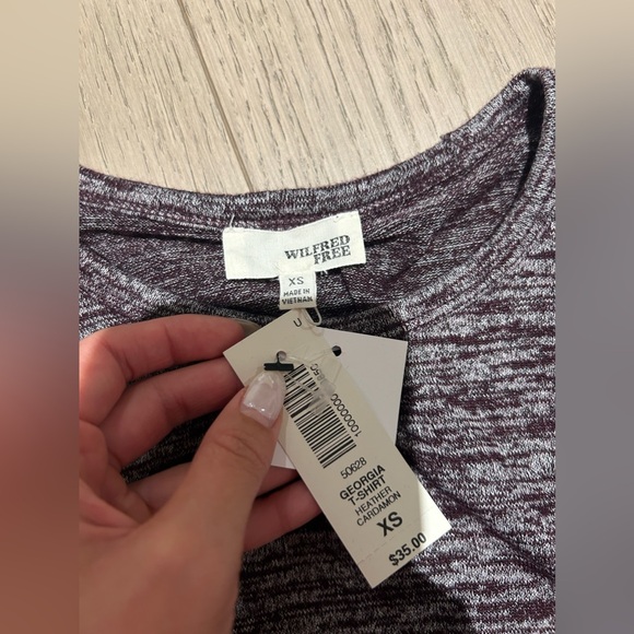 WILFRED Free Longsleeve - Picture 2 of 2